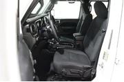 $28998 : Jeep Wrangler Unlimited 2022 thumbnail