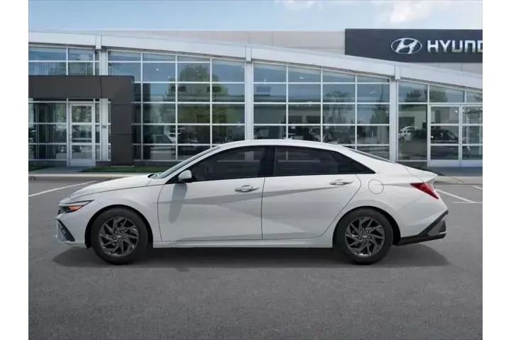 $27725 : Hyundai ELANTRA Hybrid 2025 image 3