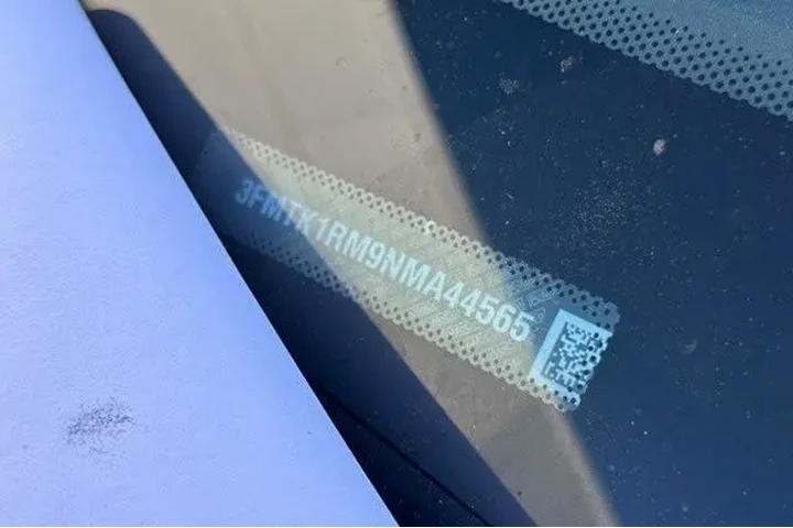 $23990 : Ford Mustang Mach-E 2022 Sel image 3