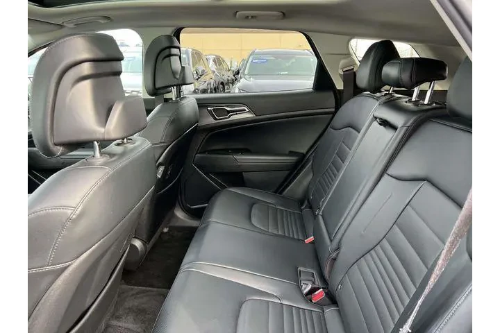 $28000 : Kia Sportage Hybrid 2023 AWD image 10