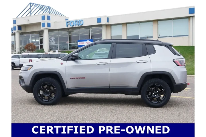 $19897 : Jeep Compass 2024 4x4 Trailh image 2