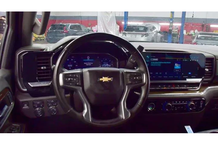 $39994 : Chevrolet Silverado 1500 202 image 8