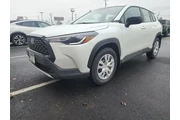 $24989 : Toyota Corolla Cross 2024 AW thumbnail