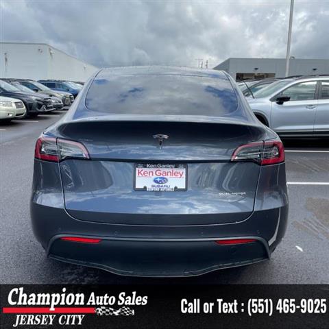 Used 2020 Model Y Long Range image 7