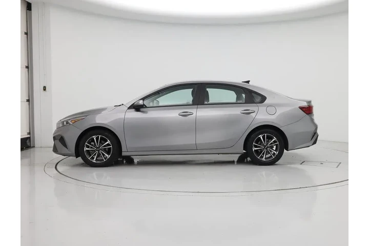 $17998 : Kia Forte 2024 LXS 4dr Sedan image 3