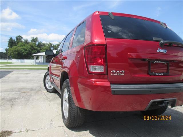 $8495 : 2010 Grand Cherokee image 4