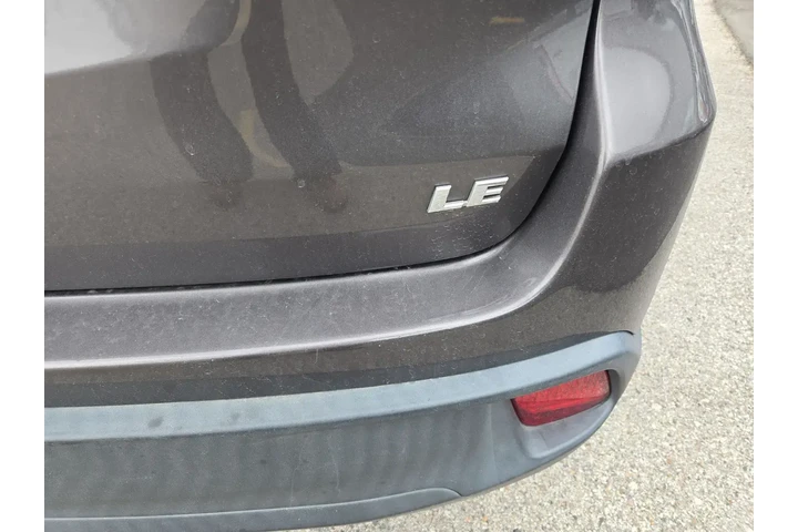 $20983 : Toyota Highlander 2019 LE 4d image 9