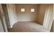 $1060 : Beautiful two bed  apartment thumbnail