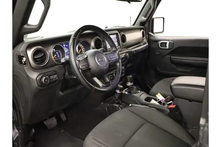$24995 : Jeep Wrangler 2020 4x4 Sport image 4