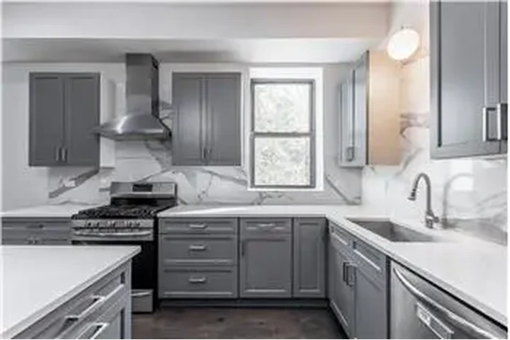 $4595 : Rental property with 3 bedro image 8