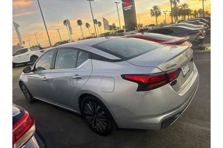 $19999 : Nissan Altima 2024 2.5 SV 4d image 7