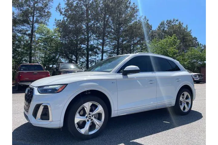$28039 : Audi Q5 2022 AWD quattro S l image 5