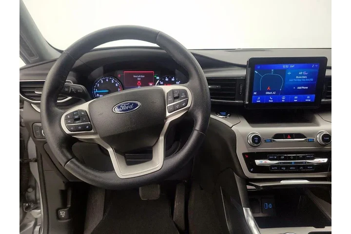 $29998 : Ford Explorer 2022 XLT 4dr S image 10