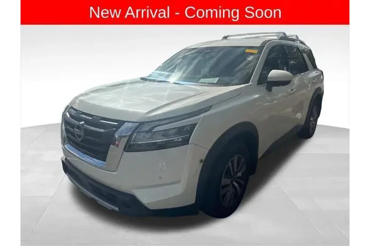 $31987 : Nissan Pathfinder 2023 AWD S image 1