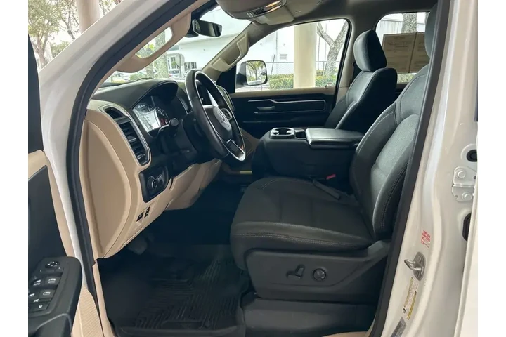 $19493 : Ram 1500 2019 4x4 Big Horn 4 image 5