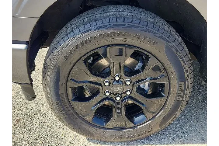 $32473 : Ford F-150 2023 4x4 XL 4dr S image 8