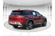 $29969 : Nissan Pathfinder 2023 Plati thumbnail