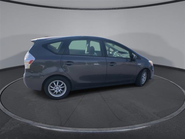 $11500 : PRE-OWNED 2014 TOYOTA PRIUS V image 9