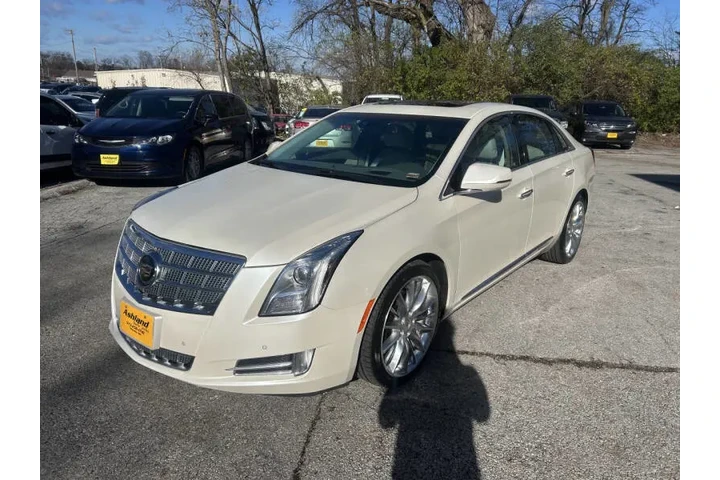 $11900 : 2013 XTS Platinum Collection image 2