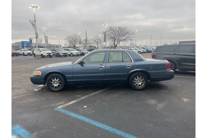 $4995 : Ford Crown Victoria 2008 LX image 9