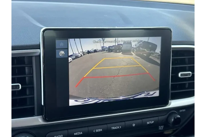 $22908 : Hyundai VENUE 2025 SEL 4dr C image 7