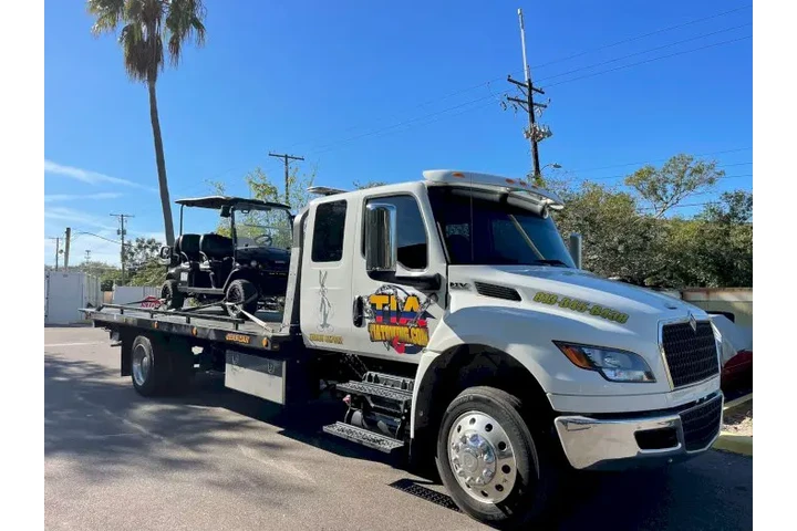 REMOLQUE DE MAQUINARIA PESADA. image 9