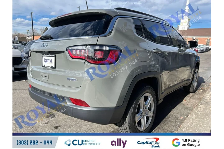 $25995 : 2023 Compass Latitude 4x4 image 4