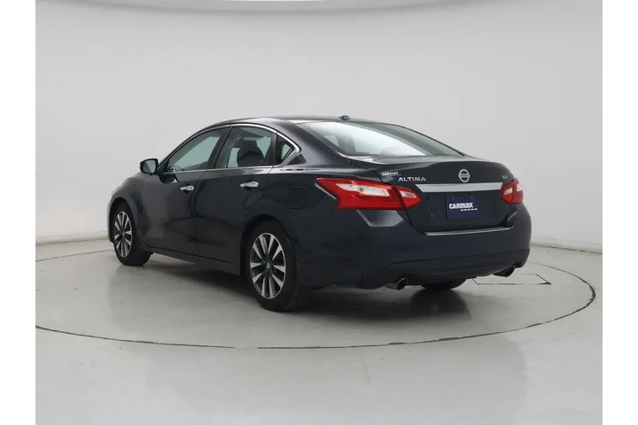 $14998 : Nissan Altima 2016 2.5 SV 4d image 2