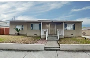 Available 3Bed 2Bat in LA