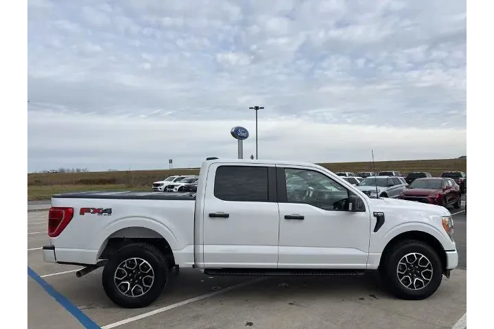 $32850 : Ford F-150 2022 4x4 XL 4dr S image 6