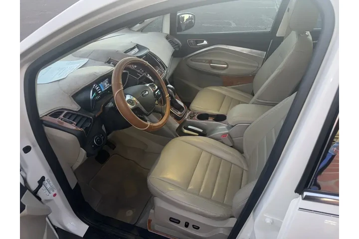 $13998 : Ford C-MAX Hybrid 2016 SEL 4 image 2