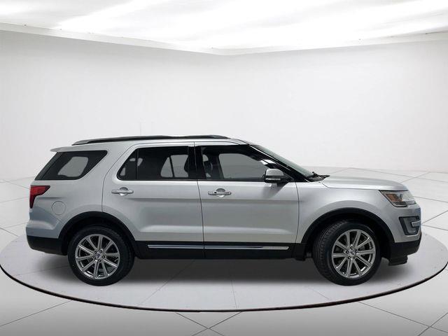 $15521 : Pre-Owned 2017 Explorer Limit image 2