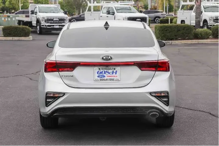 $14995 : Kia Forte 2021 FE 4dr Sedan image 5