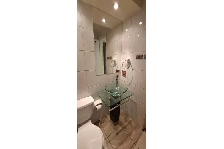$150000000 : Dpto. en venta 2D+2Bb Recoleta image 5