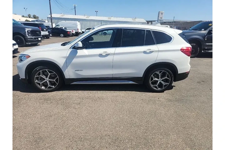 $13691 : BMW X1 2018 sDrive28i 4dr SU image 8