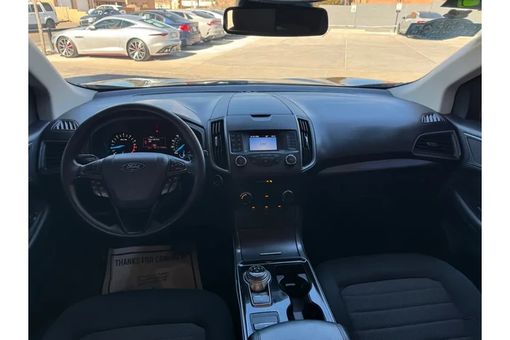 2019 Edge SE AWD image 9