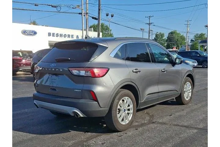 $22087 : Ford Escape 2022 AWD SE 4dr image 7