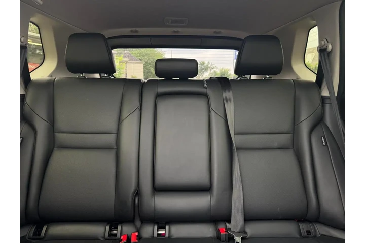 2024 Rogue SV image 5