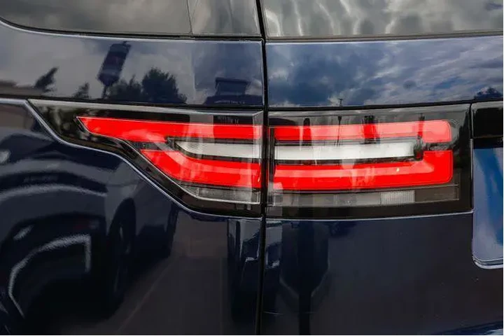 $21073 : Land Rover Discovery 2019 AW image 2