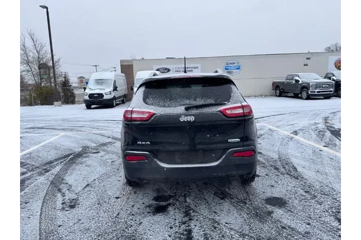 $10885 : Jeep Cherokee 2014 4x4 Latit image 6