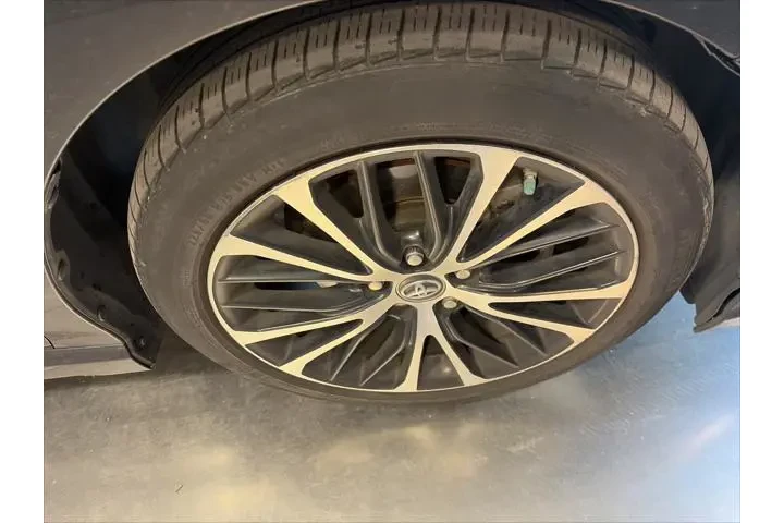 $15499 : Toyota Camry 2018 SE 4dr Sed image 5