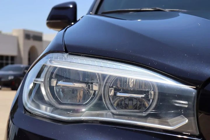 $25705 : 2018 X5 xDrive50i image 6