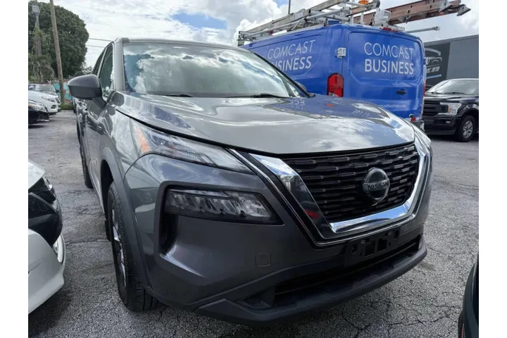 $12800 : 2021 Rogue S image 2