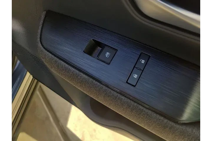 $23500 : Nissan Kicks 2025 SV 4dr Cro image 9