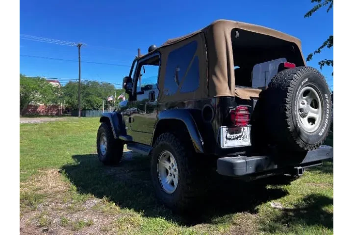$10995 : 2003 Wrangler Sahara image 4