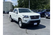 Nissan Frontier 2023 4x4 SV en Long Island