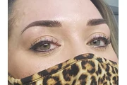 Microblading Eyebrows en Seattle