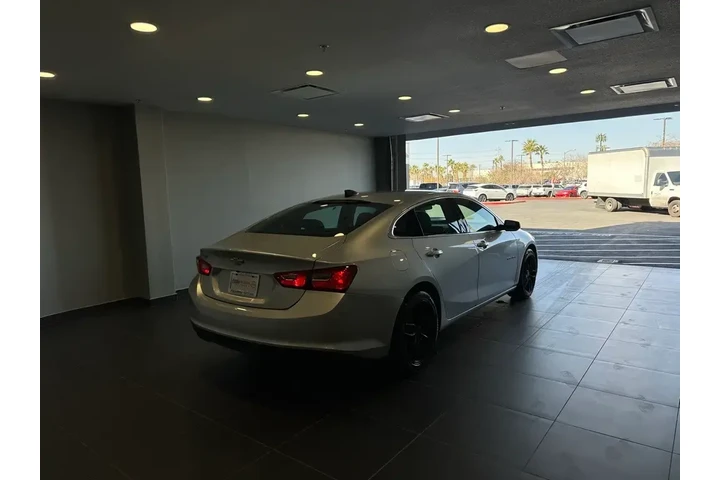 $15249 : Chevrolet Malibu 2021 LS Fle image 5