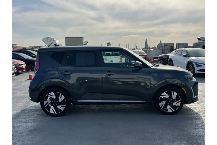 $25895 : Kia Soul 2025 GT-Line 4dr Cr image 9