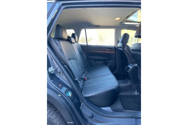 $4995 : 2011 Outback 2.5i Limited image 5